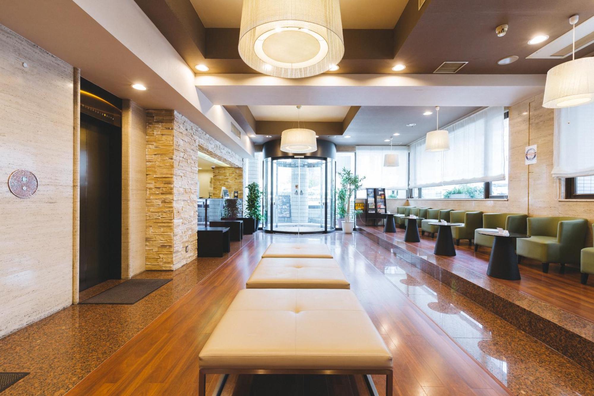 Hotel Sun White Osaka Bagian luar foto